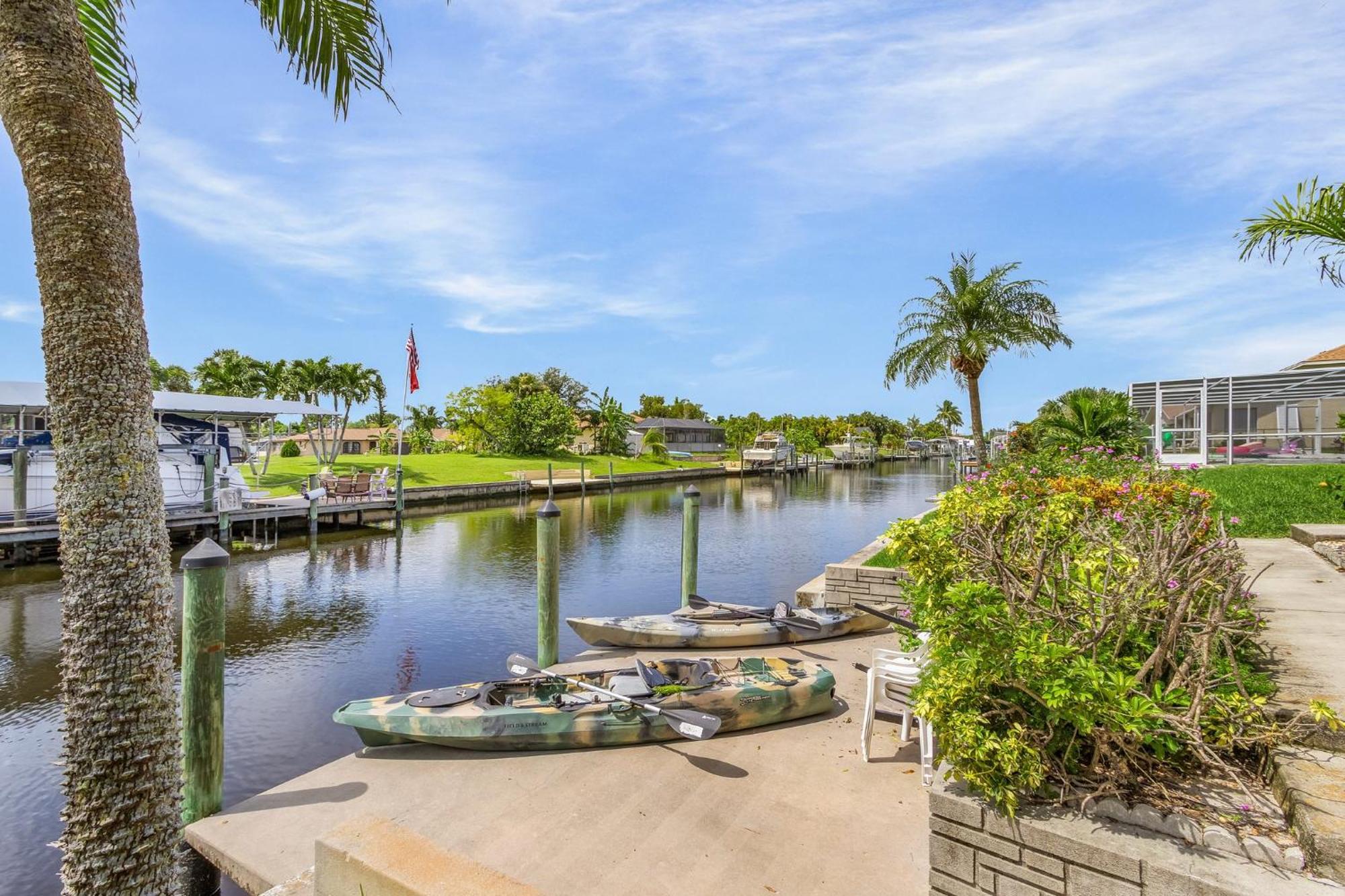 Gulf Access, Kayaks, Heated Pool - Cape By The Ocean - Roelens Villa Cape Coral Exterior photo