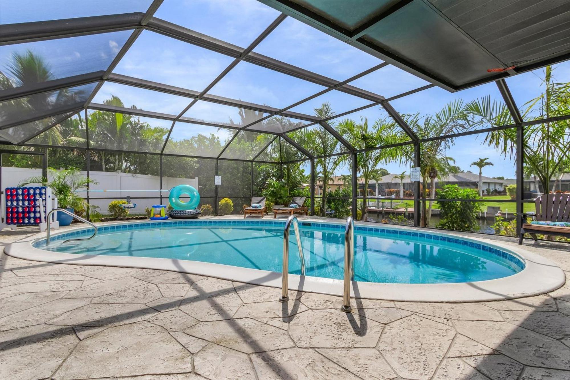 Gulf Access, Kayaks, Heated Pool - Cape By The Ocean - Roelens Villa Cape Coral Exterior photo